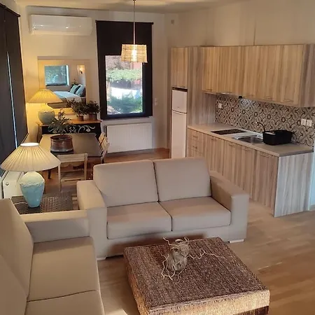 Lumen 1-bedroom In The Heart Of * Трикала